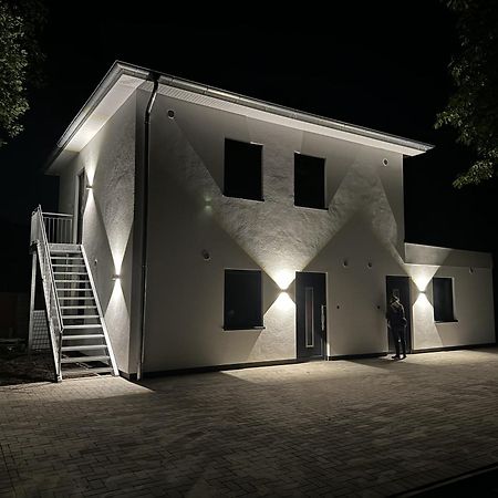 アヒムHaus Duenenwegアパートメント エクステリア 写真