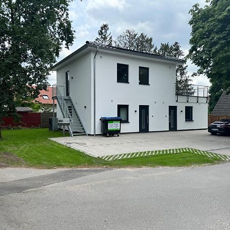 アヒムHaus Duenenwegアパートメント エクステリア 写真