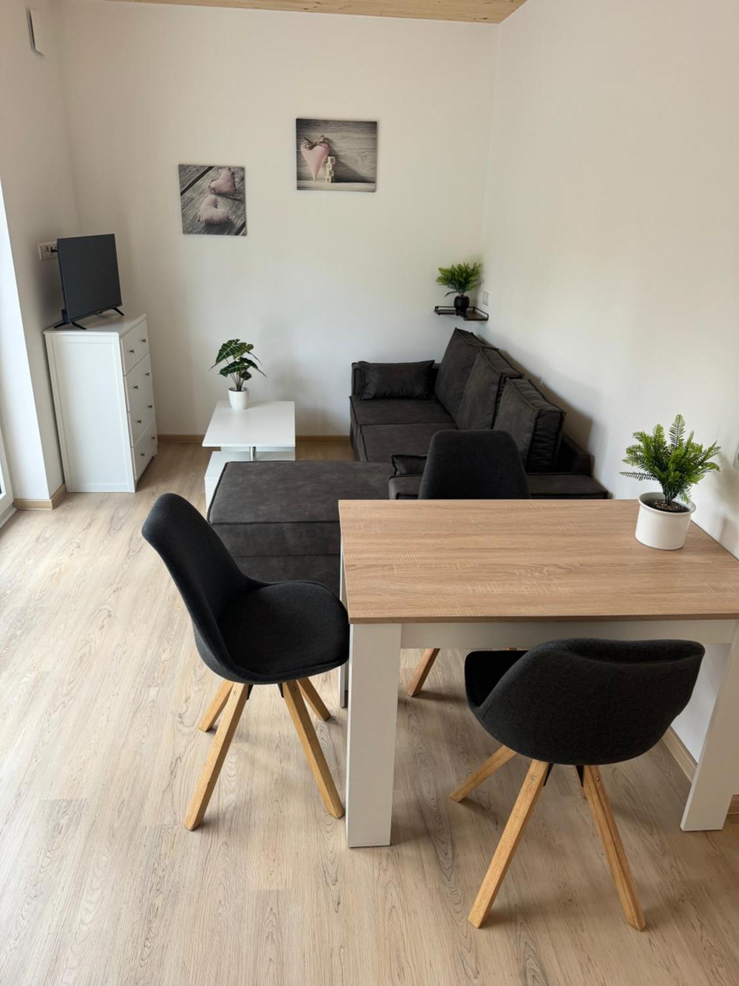 アヒムHaus Duenenwegアパートメント エクステリア 写真